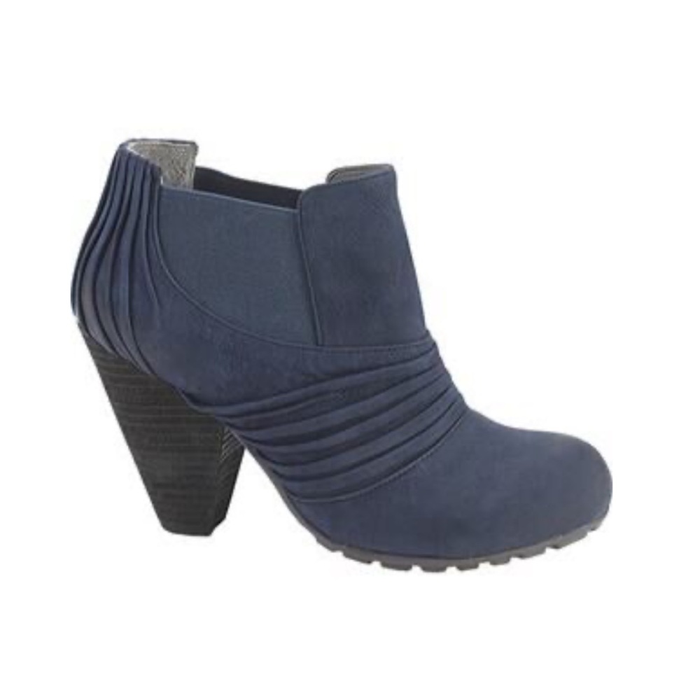 Vince Camuto Bronco pleated Leather Booties Size 8/38 Blue Chunky Heel Boots